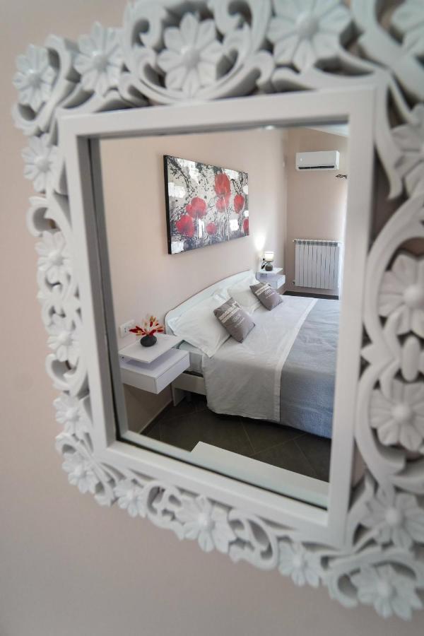 Villa Falcone Alvignano ภายนอก รูปภาพ